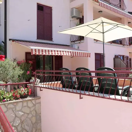 In 16698 Apartament *