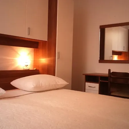 Apartment In 16698 Rabac
